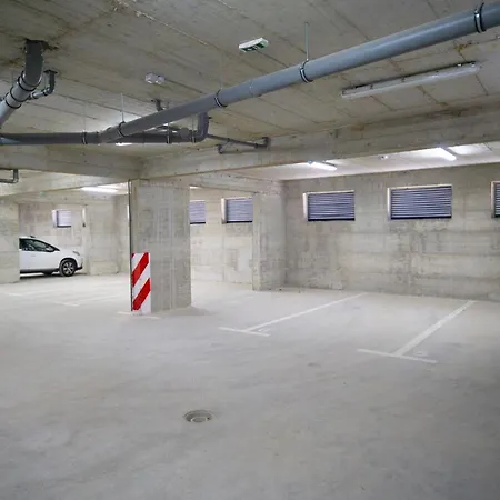 Monika Apartment *